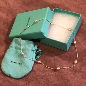 Tiffany & Co. Pearls by the Yard Necklace - Pink pearls/Silver chain